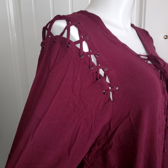 Top by Torrid - Picture 3 of 9